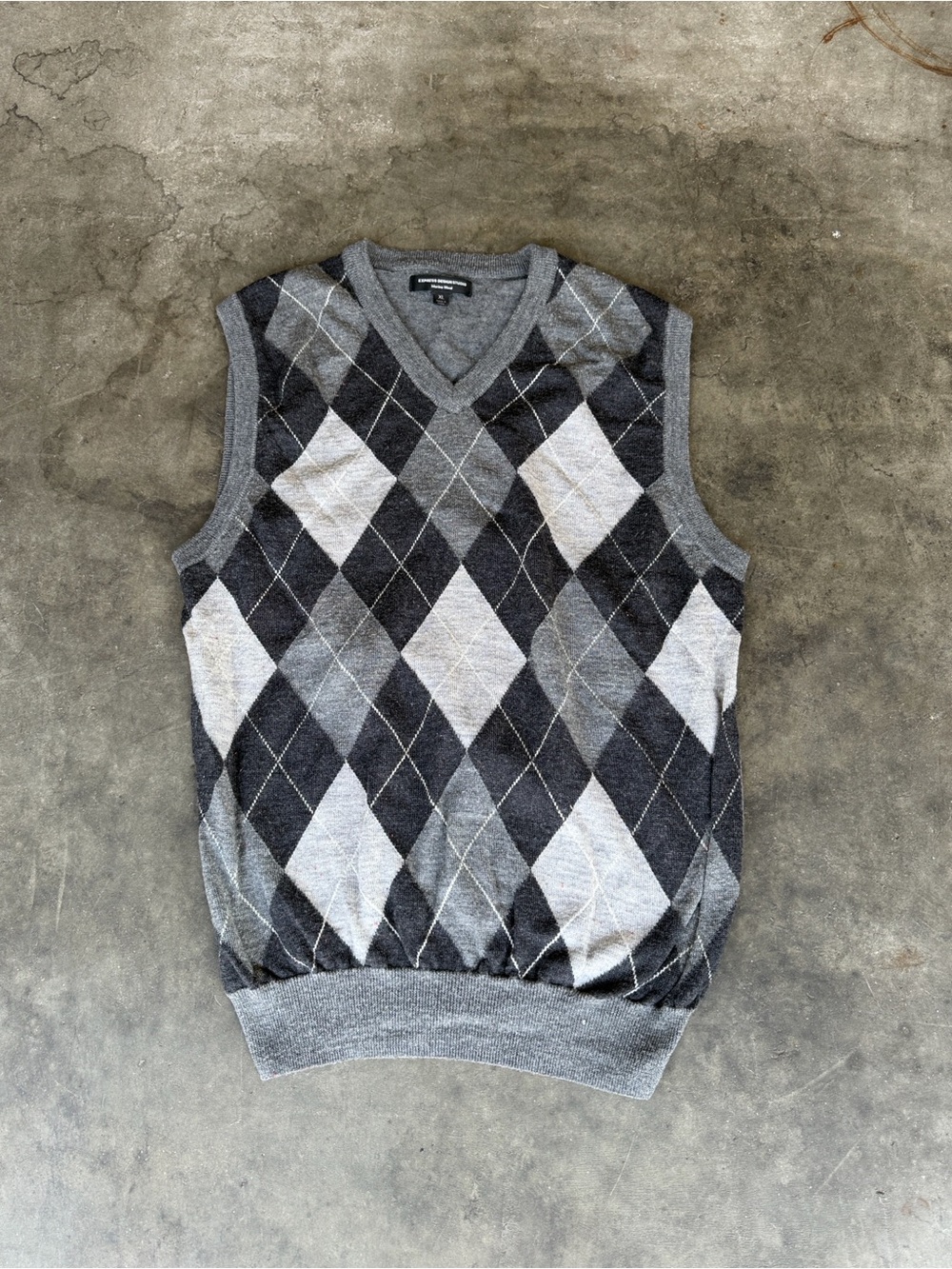 Express Design Studio Sweater Vest Argyle Academia Preppy Golf Wool Men’s XL